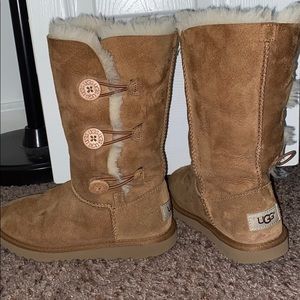 UGG boots youth